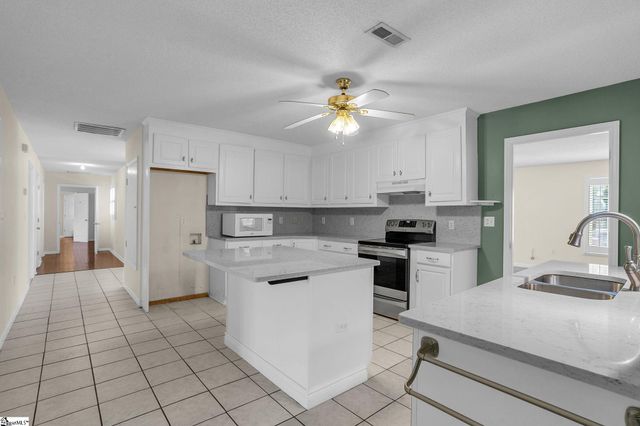 1 Sheridan Place, Greer, SC 29650