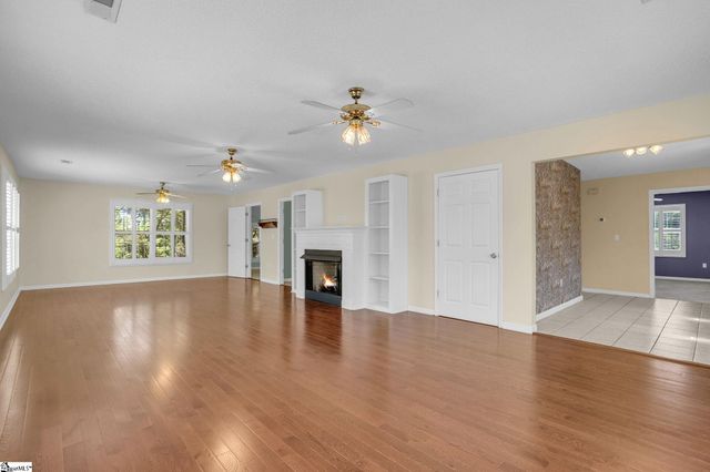 1 Sheridan Place, Greer, SC 29650