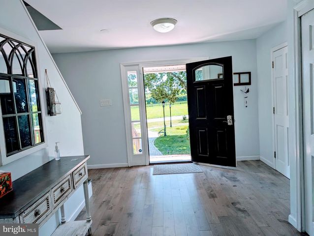 2601 WAYLAND RD, Berwyn, PA 19312