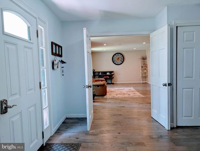 2601 WAYLAND RD, Berwyn, PA 19312