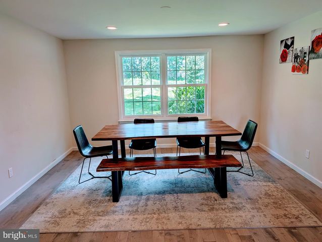 2601 WAYLAND RD, Berwyn, PA 19312