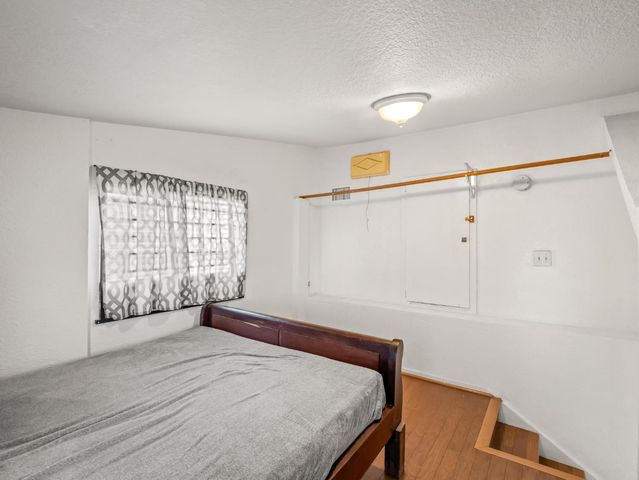 6072 S Maple Avenue, Fresno, CA 93725