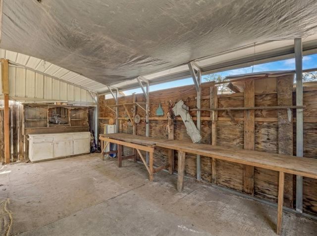 6072 S Maple Avenue, Fresno, CA 93725