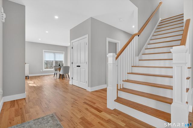 23 Stone Oak Drive, New Milford, CT 06776