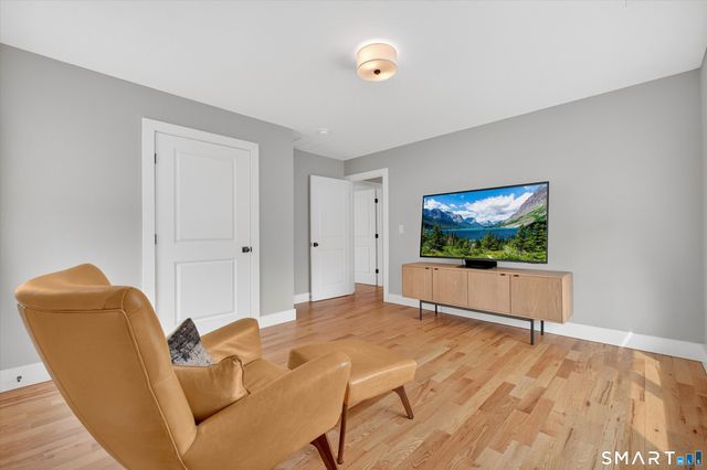 23 Stone Oak Drive, New Milford, CT 06776