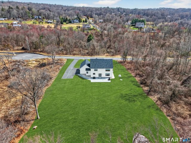 23 Stone Oak Drive, New Milford, CT 06776