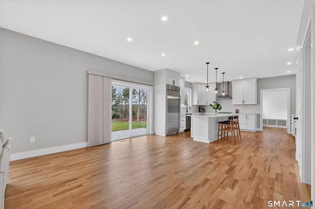 23 Stone Oak Drive, New Milford, CT 06776