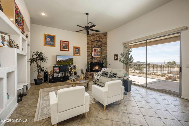 5000 Mother Lode Trail, Las Cruces, NM 88011