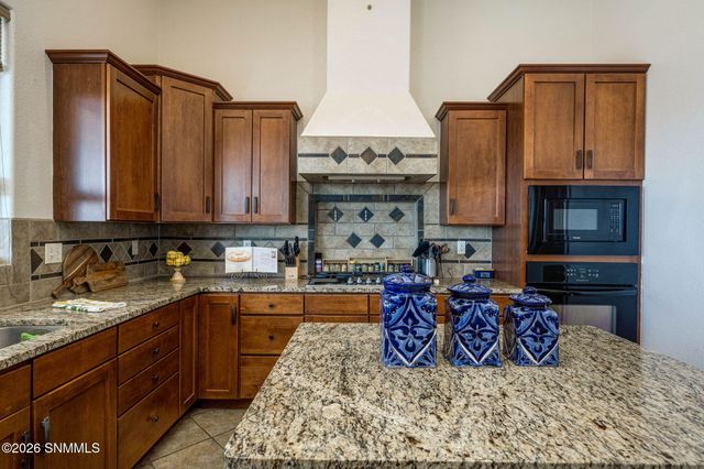 5000 Mother Lode Trail, Las Cruces, NM 88011