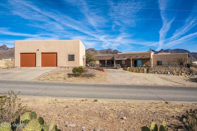 5000 Mother Lode Trail, Las Cruces, NM 88011