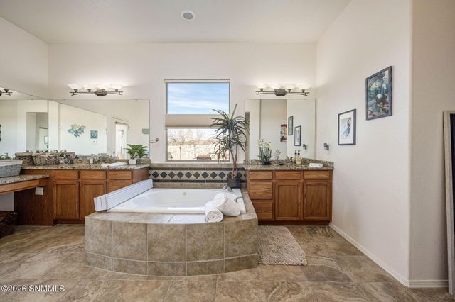 5000 Mother Lode Trail, Las Cruces, NM 88011