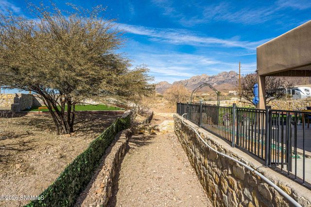 5000 Mother Lode Trail, Las Cruces, NM 88011