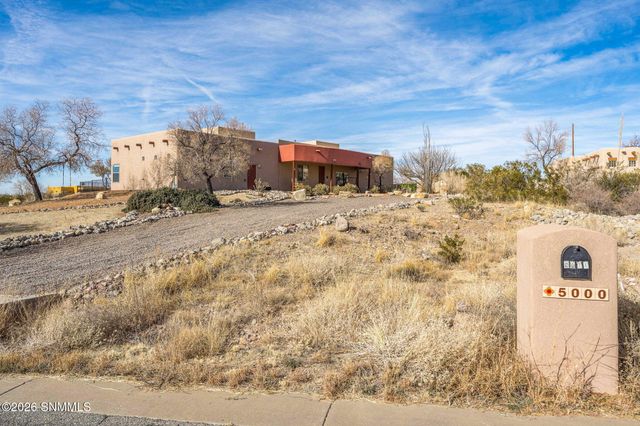 5000 Mother Lode Trail, Las Cruces, NM 88011