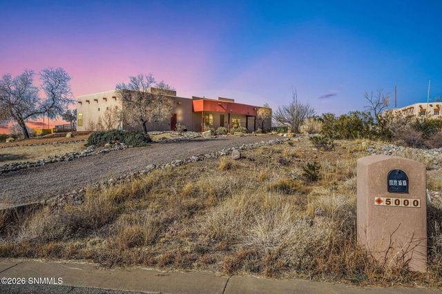 5000 Mother Lode Trail, Las Cruces, NM 88011