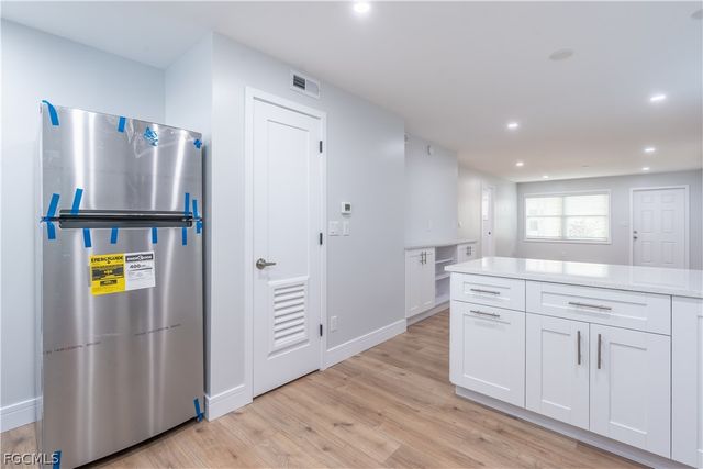 1100 8th AVE S 105A, Naples, FL 34102