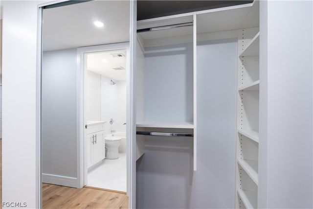 1100 8th AVE S 105A, Naples, FL 34102