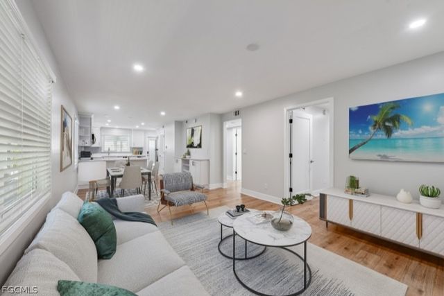 1100 8th AVE S 105A, Naples, FL 34102