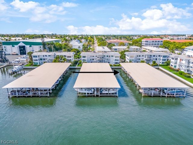 1100 8th AVE S 105A, Naples, FL 34102