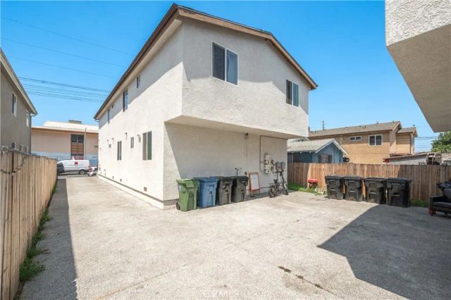 844 W 78th Street, Los Angeles, CA 90044