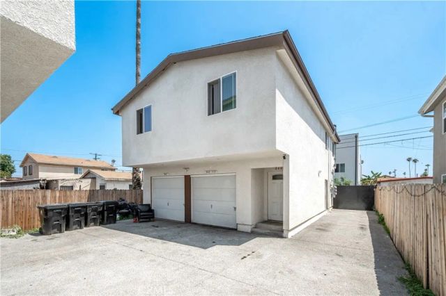844 W 78th Street, Los Angeles, CA 90044