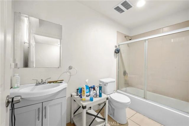 844 W 78th Street, Los Angeles, CA 90044