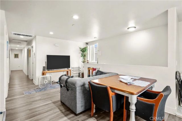 844 W 78th Street, Los Angeles, CA 90044
