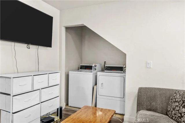 844 W 78th Street, Los Angeles, CA 90044