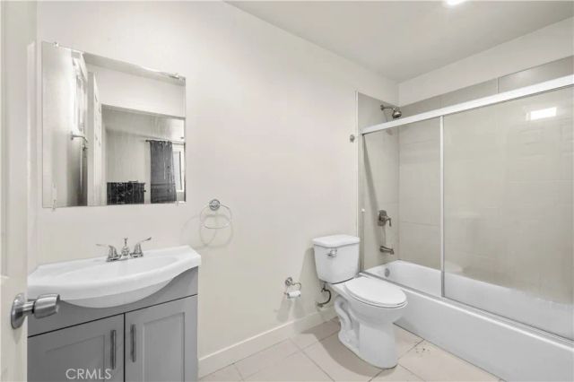 844 W 78th Street, Los Angeles, CA 90044