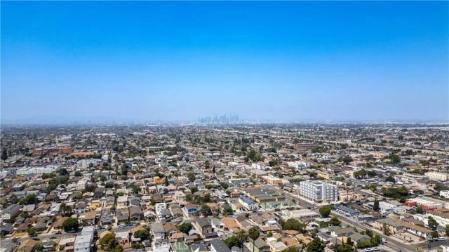 844 W 78th Street, Los Angeles, CA 90044
