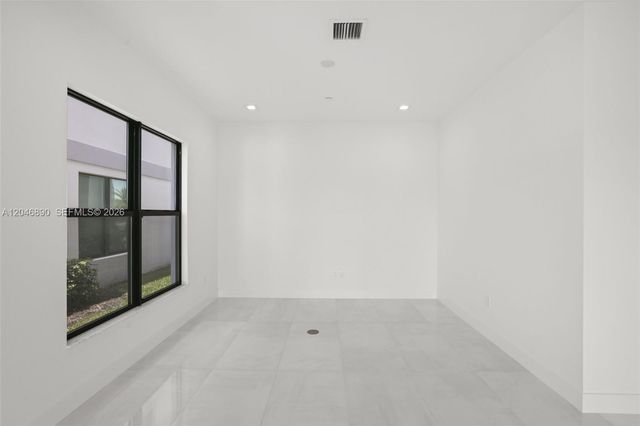 12866 Crane Xing, Palm Beach Gardens, FL 33412