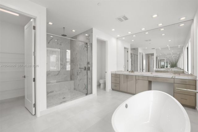 12866 Crane Xing, Palm Beach Gardens, FL 33412
