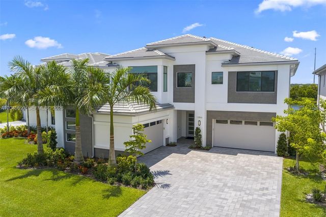 12866 Crane Xing, Palm Beach Gardens, FL 33412