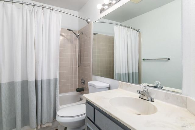 1053 Margaret Ct, Novato, CA 94947
