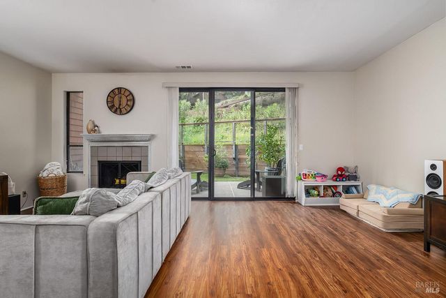 1053 Margaret Ct, Novato, CA 94947