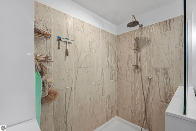 2082 S Mackinaw Trail, Cadillac, MI 49601