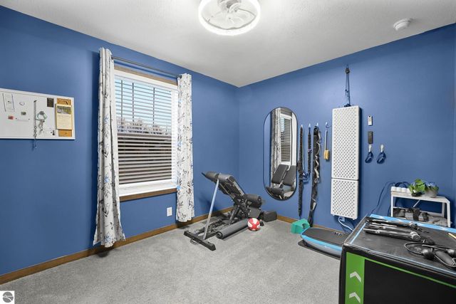 2082 S Mackinaw Trail, Cadillac, MI 49601