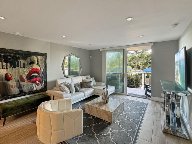 2000 S Ocean Boulevard LF, Lauderdale By The Sea, FL 33062