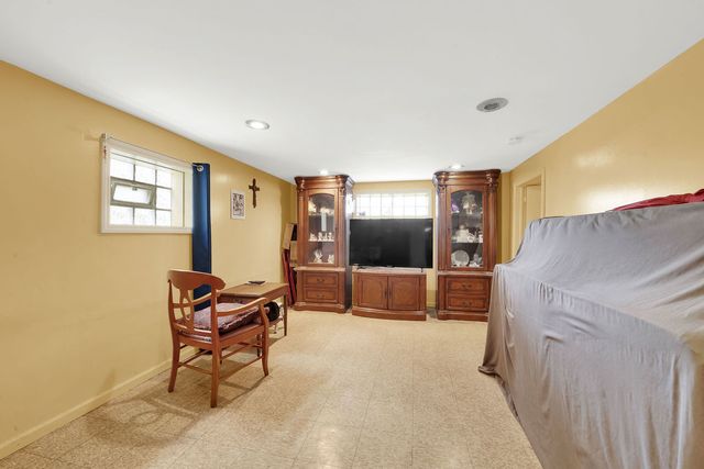 7033 W 43RD ST Street, Stickney, IL 60402