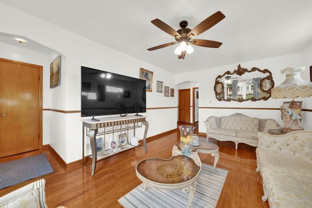 7033 W 43RD ST Street, Stickney, IL 60402