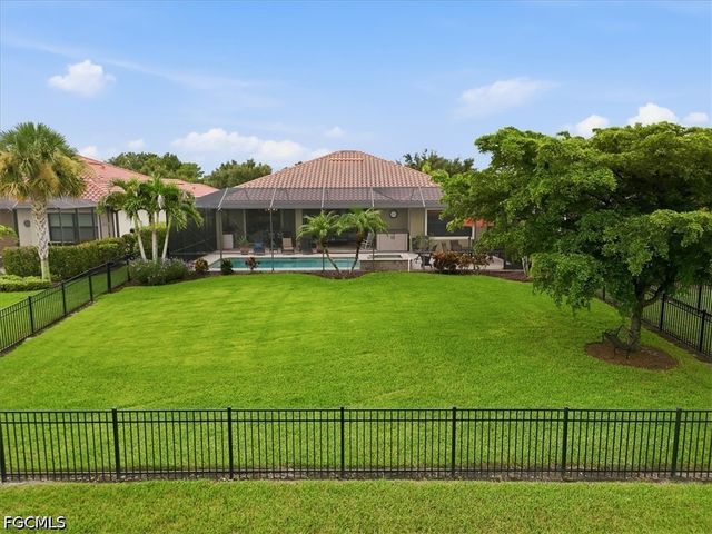 10120 Belcrest BLVD, Fort Myers, FL 33913