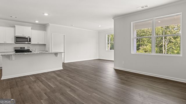 8199 Elkhorn Drive, Fairburn, GA 30213