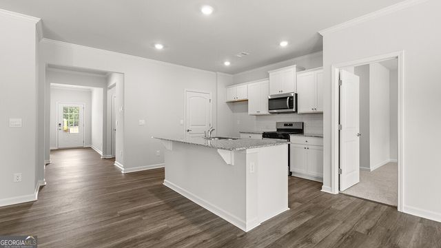 8199 Elkhorn Drive, Fairburn, GA 30213