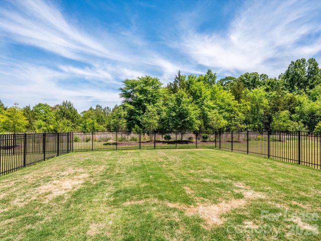 14129 Canemeadow Drive, Charlotte, NC 28278