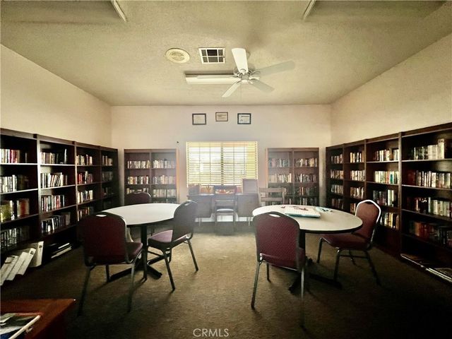 827 Deerwood Drive, San Jacinto, CA 92583