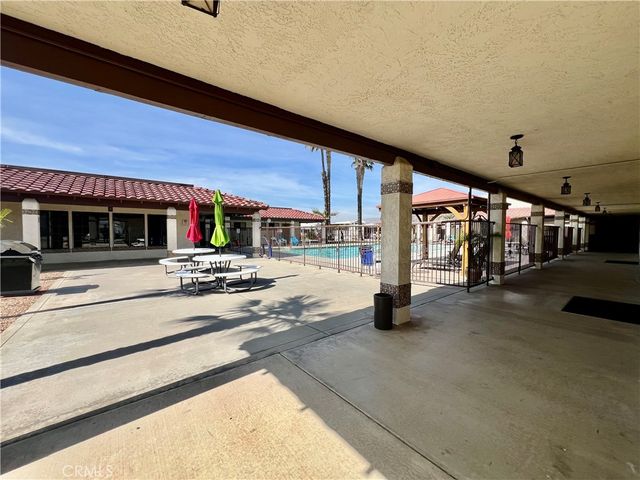 827 Deerwood Drive, San Jacinto, CA 92583