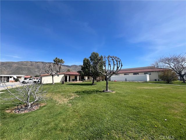 827 Deerwood Drive, San Jacinto, CA 92583