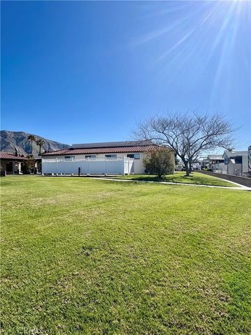827 Deerwood Drive, San Jacinto, CA 92583