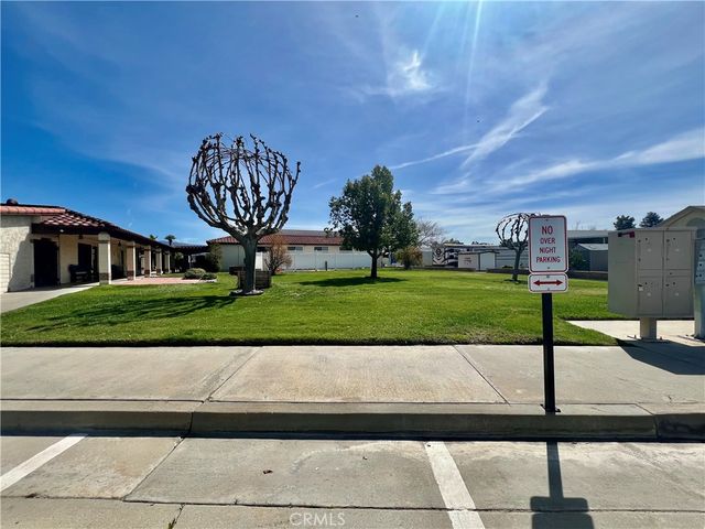 827 Deerwood Drive, San Jacinto, CA 92583