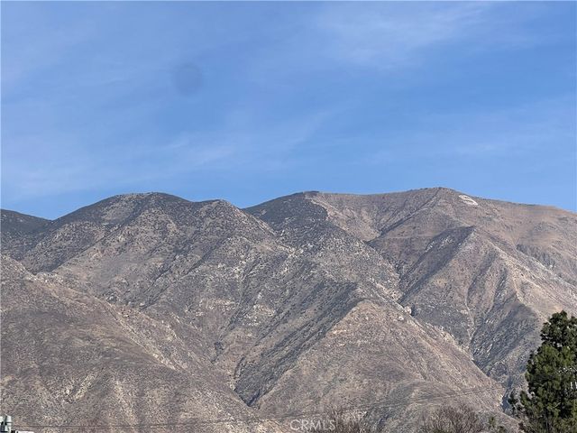 827 Deerwood Drive, San Jacinto, CA 92583