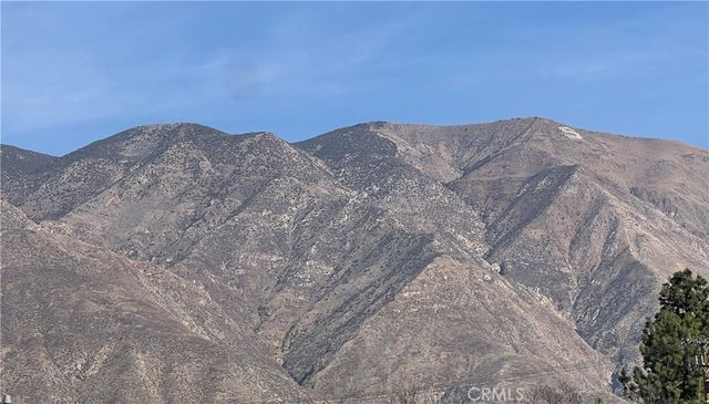 827 Deerwood Drive, San Jacinto, CA 92583